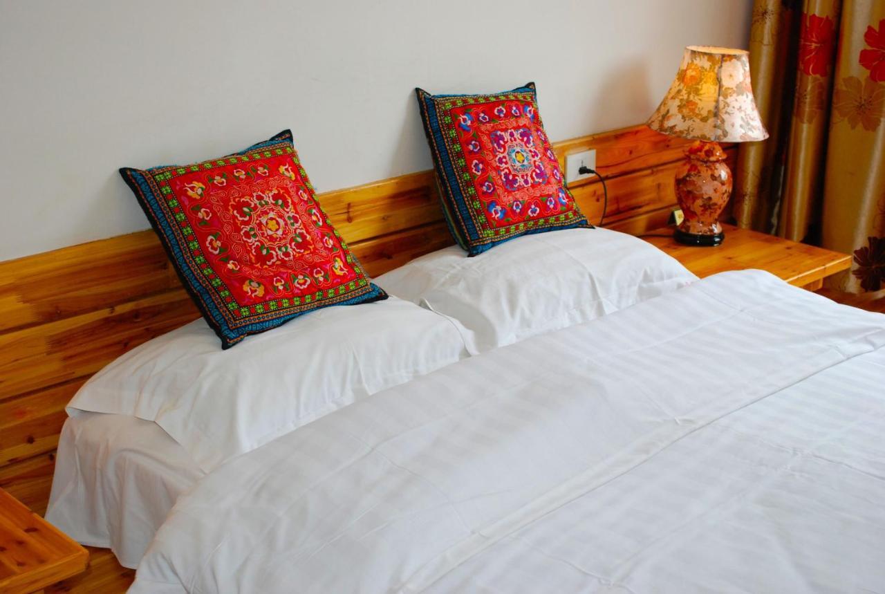 Lakeside Hostel Guilin Exterior foto
